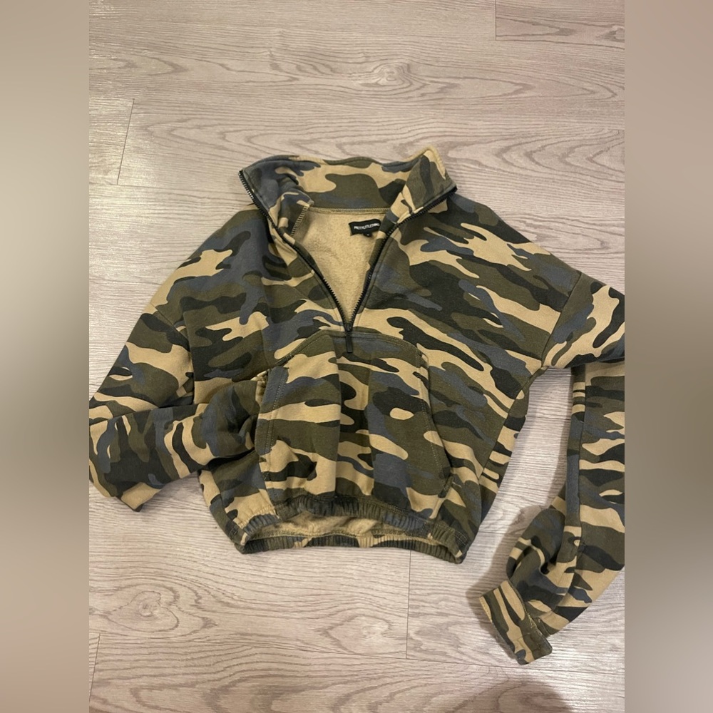 Crop half zip sweatshirt